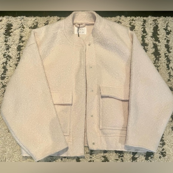 Brand New Beautiful Girls beige Zara Jacket. Curled wool look. Size:11-12.